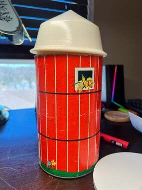 Vintage Fisher Price Little People Play Family Farm Barn and Silo 915